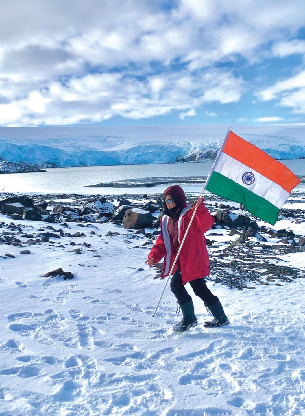 Maanasa Gopal trekking across Antarctica