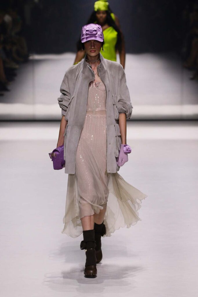 Look 8 (Credit: Fendi)