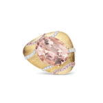 Galets d’Or ring in rose and white gold with a 22.33-ct oval-cut morganite, Padparadscha sapphires and diamonds (Credit: Chaumet)