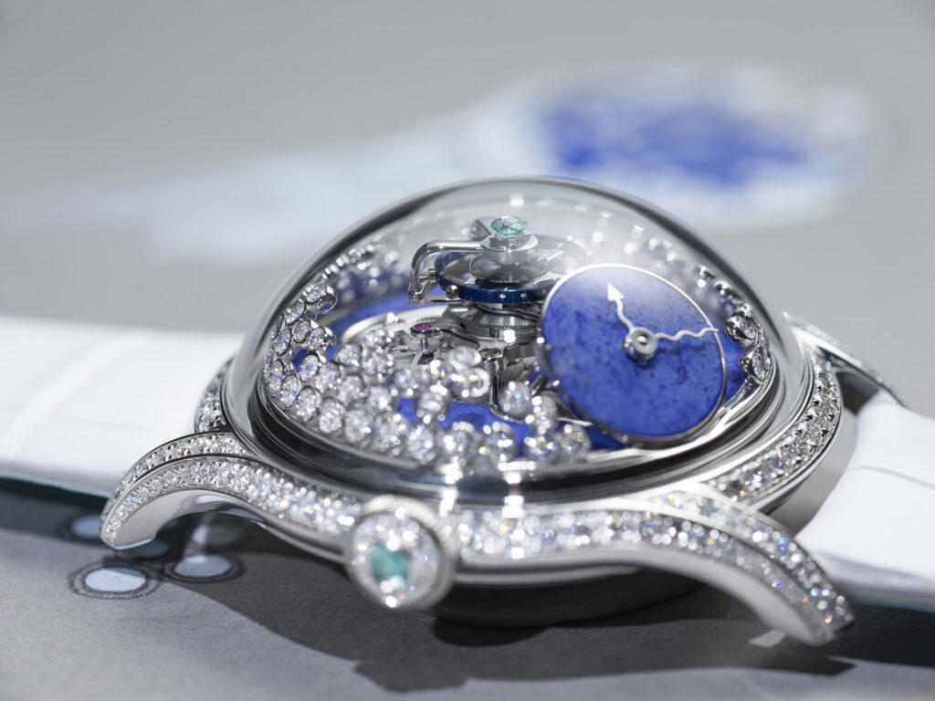 The Legacy Machine Flying T ‘Blizzard’ reminds Büsser of a snow globe (Credit: MB&F)