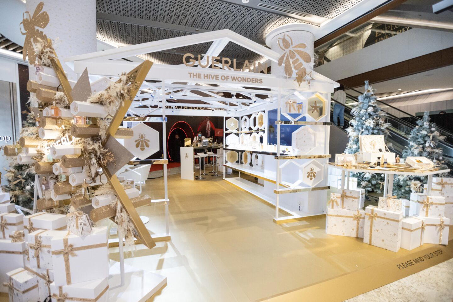 Guerlain pop-up store at Raffles City Singapore