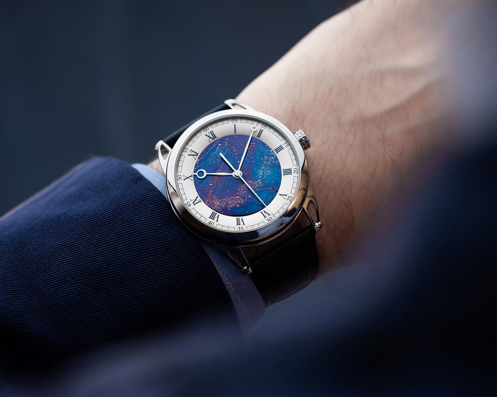 Credit: De Bethune