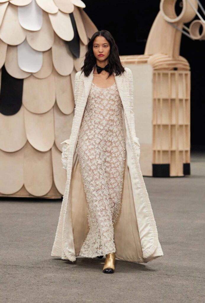 Look 23 (Credit: Chanel)