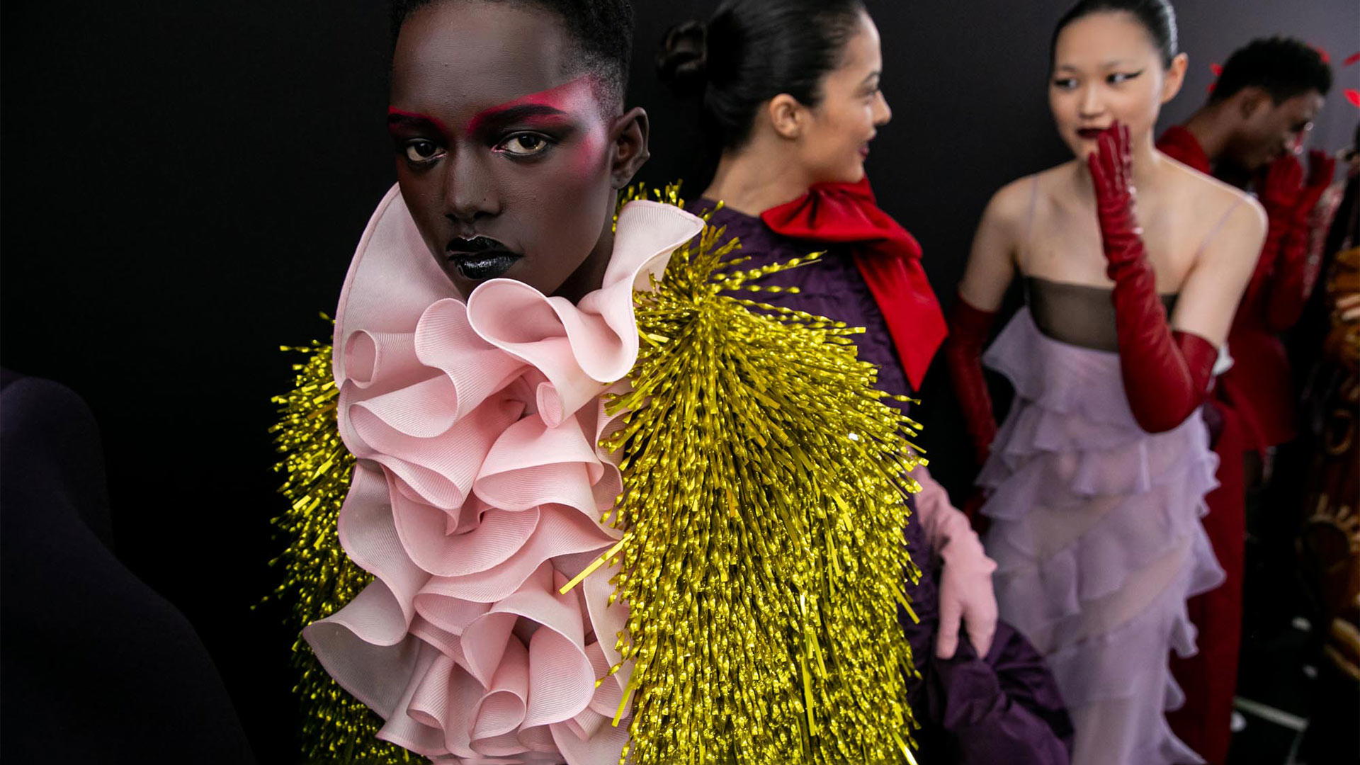 Valentino Spring/Summer 2023 Haute Couture: 9 A+ Looks | a+ Singapore