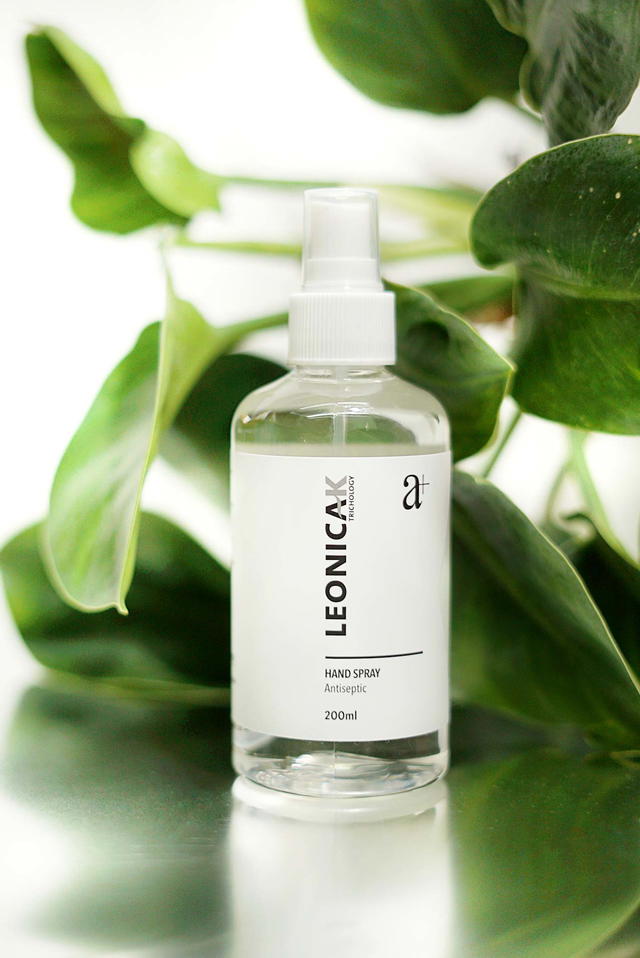 Leonica K hand spray