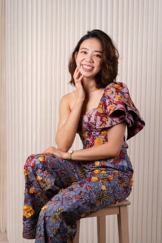 Desleen Yeo makes clothes she wants to wear using batik through YeoMama Batik (Credit: YeoMama Batik)