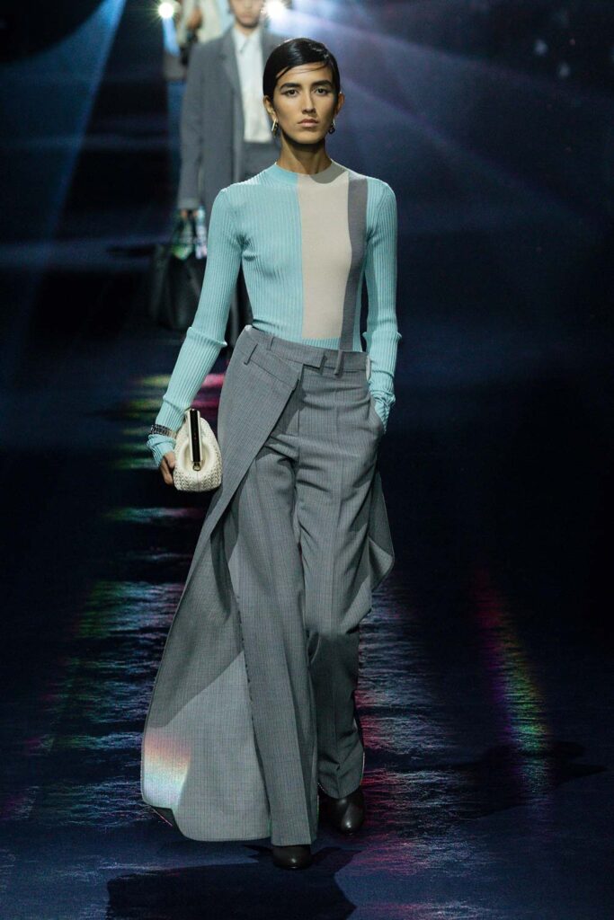 Look 7 (Credit: Fendi)