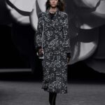 Look 1 (Credit: Chanel)