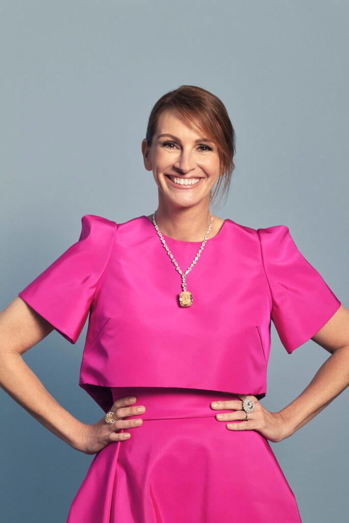 Julia Roberts in a Haute Joaillerie necklace in white and yellow gold with an exceptional 100-carat fancy vivid yellow cushion-cut diamond, and Haute Joaillerie rings in gold with diamonds