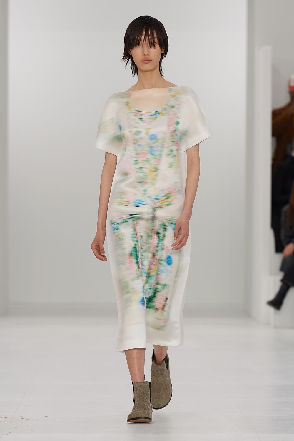 Look 1 (Credit: Loewe)