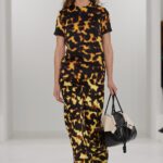 Look 8 (Credit: Loewe)