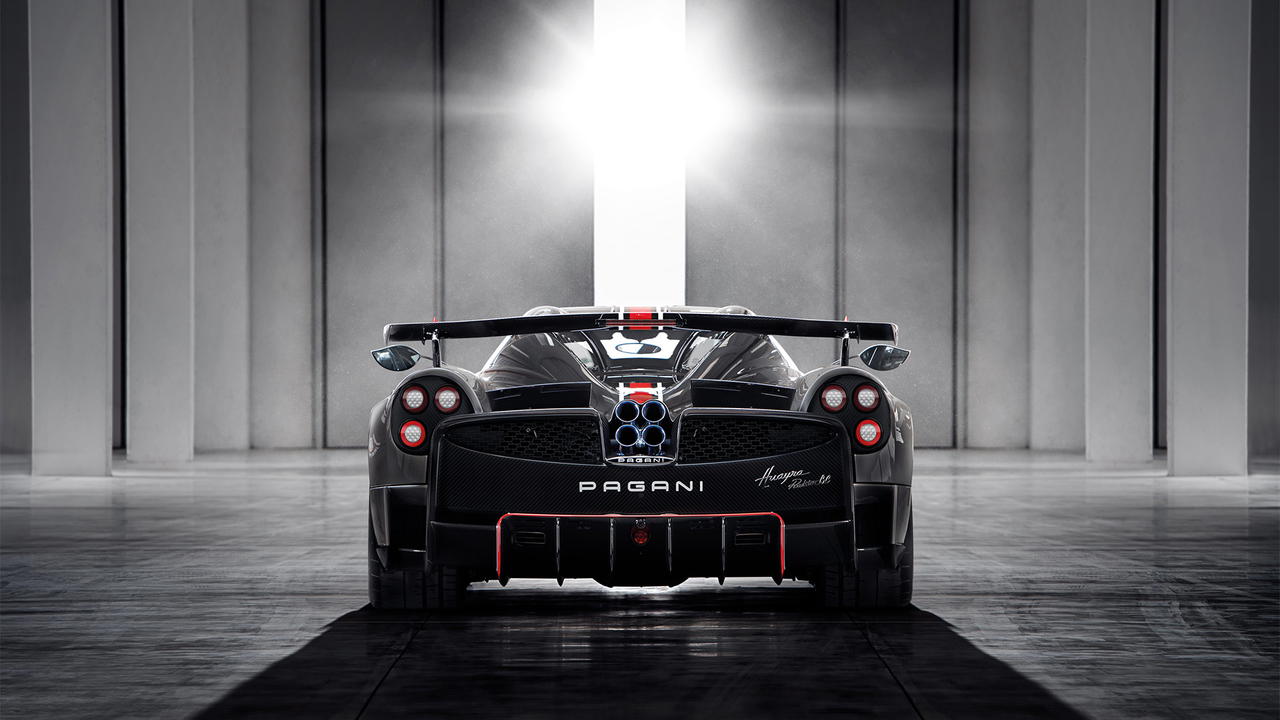 At the back of the Pagani Huayra Roadster BC, there are six exhaust pipes (Credit: Pagani)
