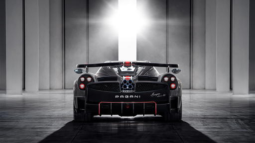 At the back of the Pagani Huayra Roadster BC, there are six exhaust pipes (Credit: Pagani)