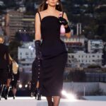 Look 21 (Credit: Versace)