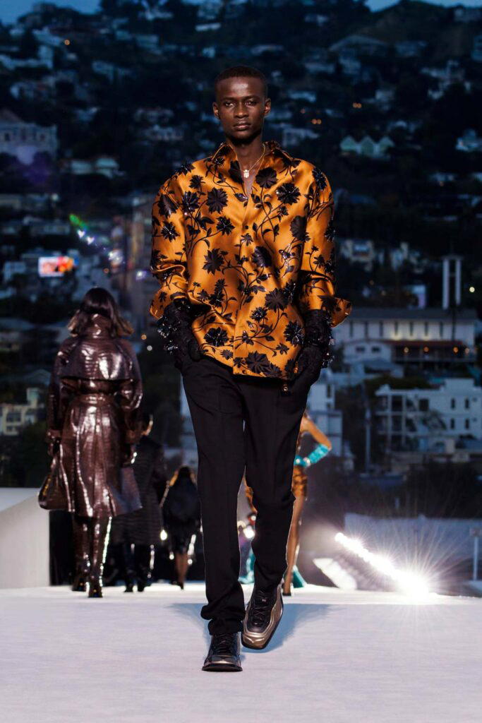 Look 59 (Credit: Versace)