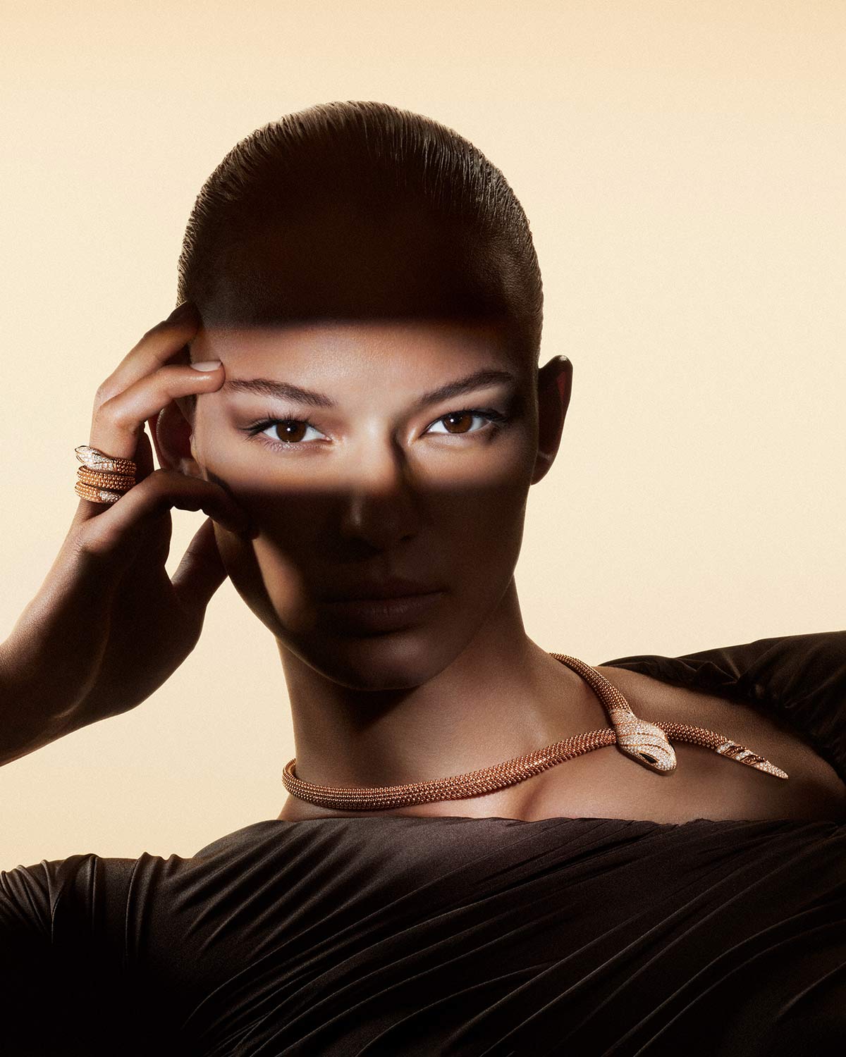 The new Serpenti high jewellery necklace is decorated with hundreds of small and flexible gold beads (Credit: Bulgari)