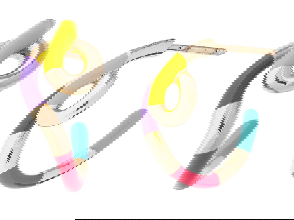 Wow Mini Snake earrings in 9k yellow gold with enamel (Credit: Bea Bongiasca)