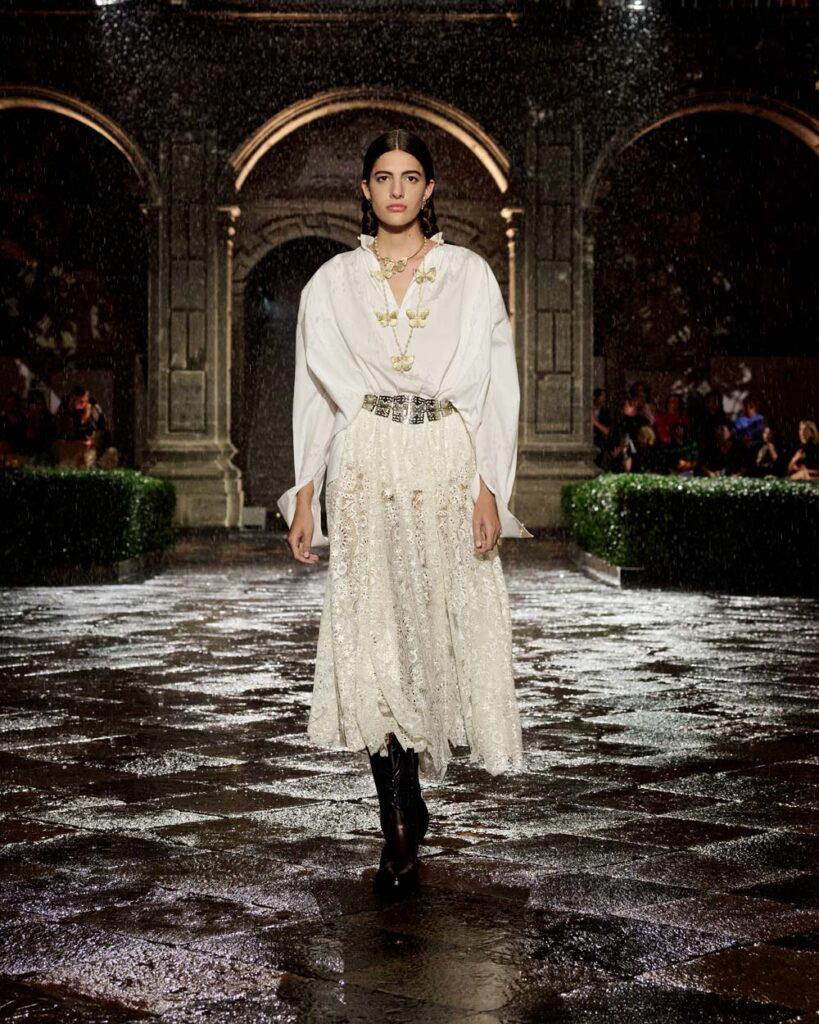 Look 3 (Credit: Dior)