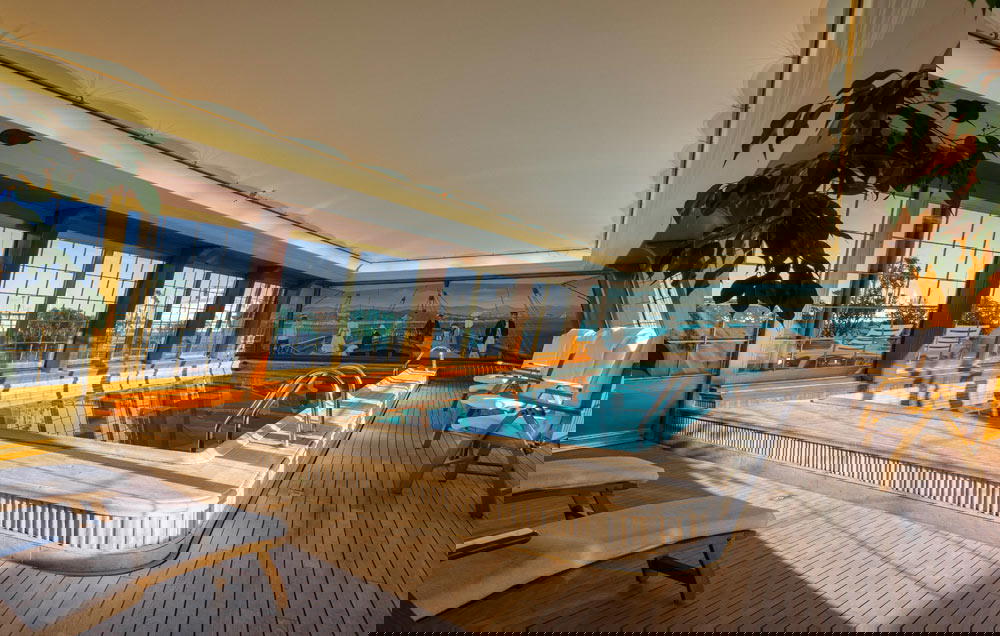 The setting of the pool on the sixth floor resembles a caravel (Credit: Le Bristol Paris)