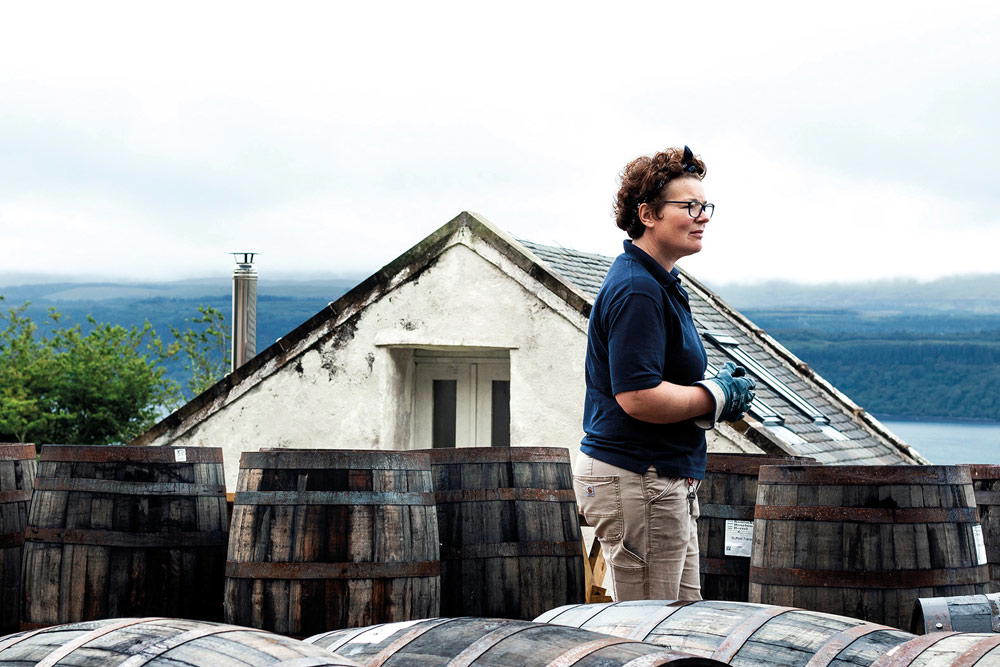 Lorna Davidson is a distiller at Nc’nean