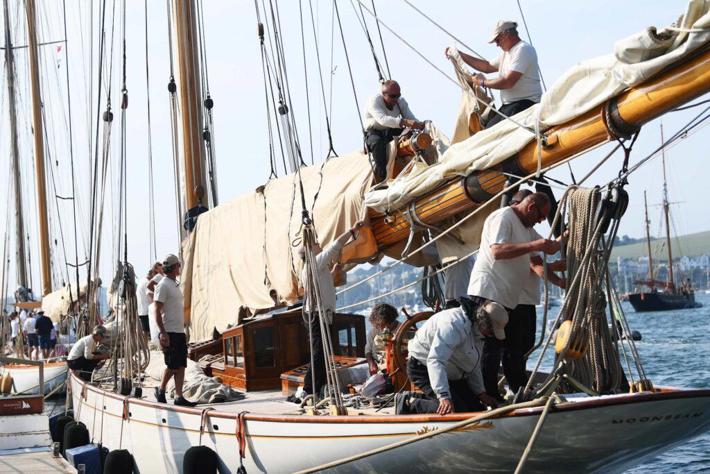 A large crew is required to operate a sailboat