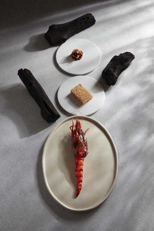 Whole red prawn with sesame bread and XO sauce