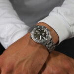 U50 DS in German Submarine Steel with a stainless steel bracelet (Credit: Sinn)