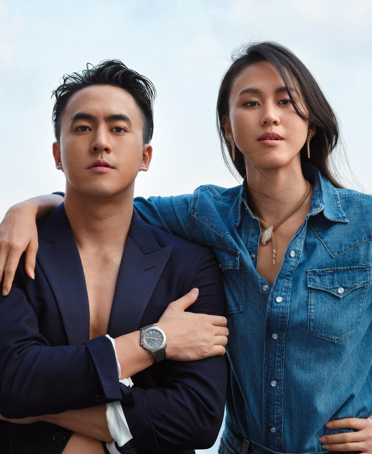Zheng Wen's and Ting Wen's watch and jewellery are from Bulgari