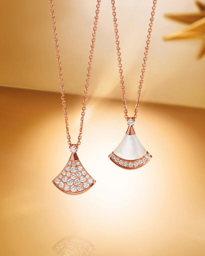 Diva’s Dream pendant necklaces in rose gold with diamonds and mother of pearl (right)