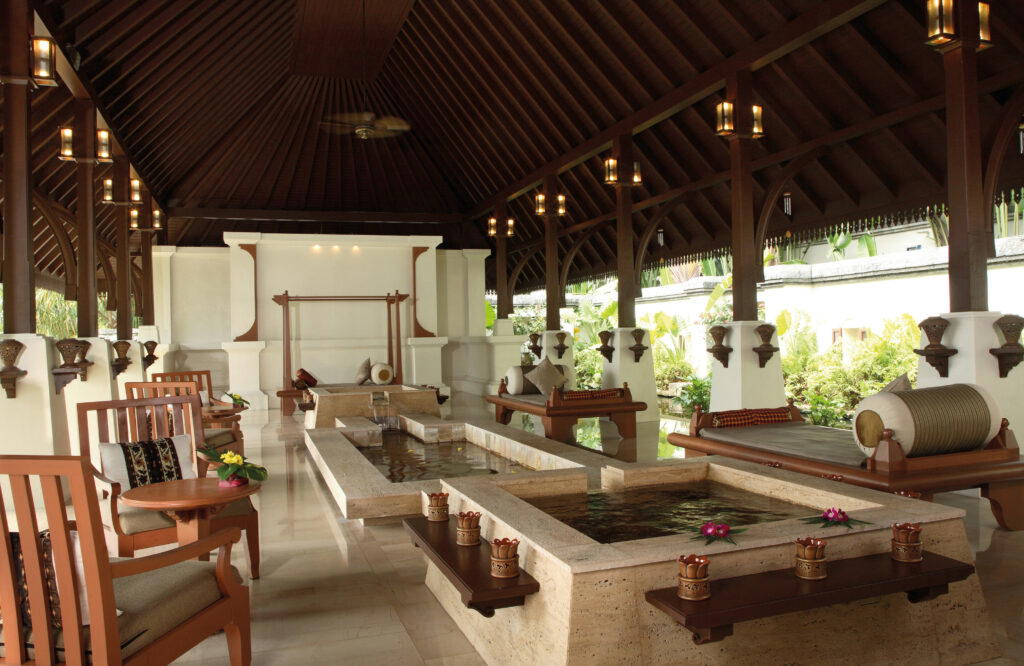The reception area at the Spa Villas