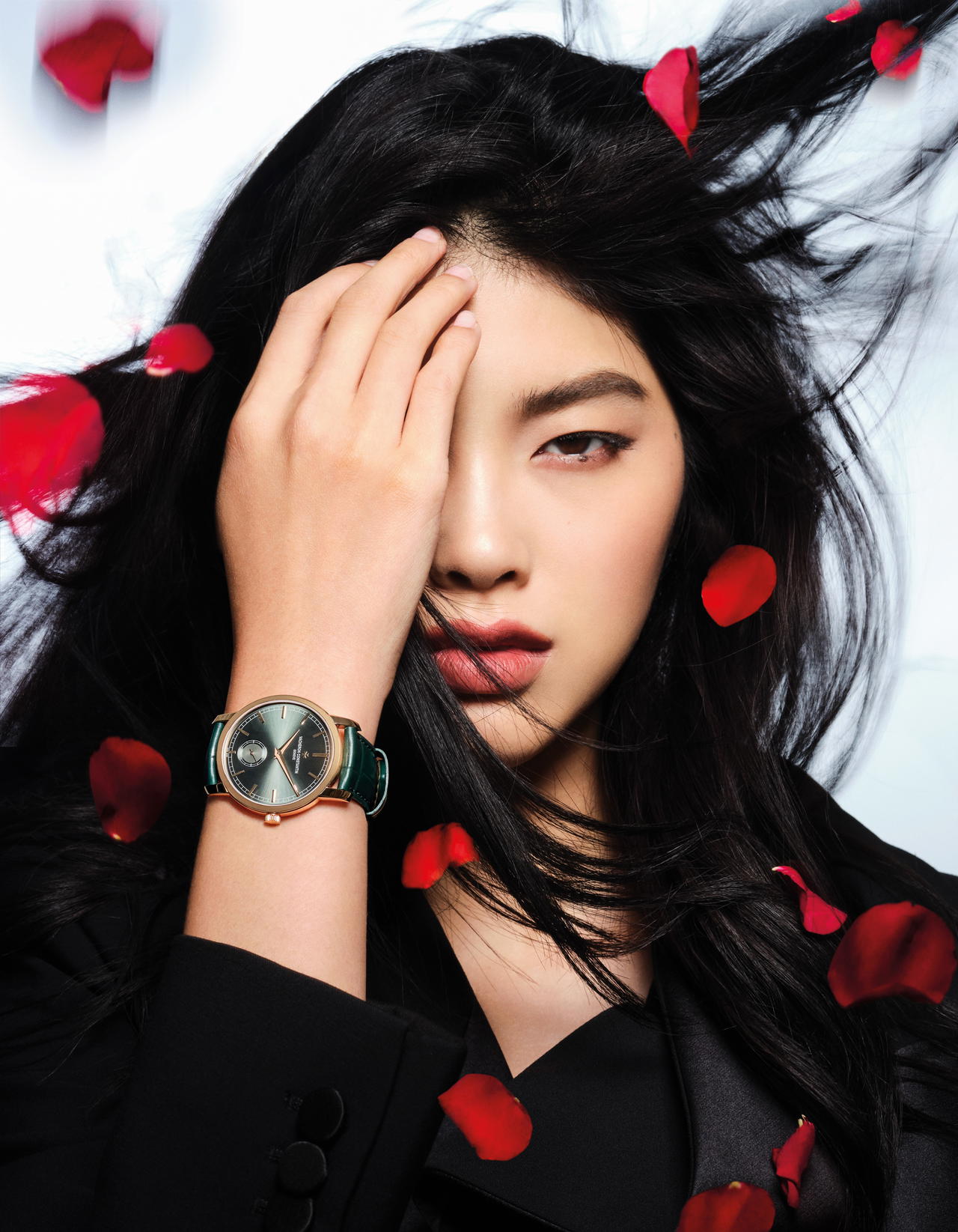 Traditionnelle manual-winding 38mm in pink gold (Picture: a+)