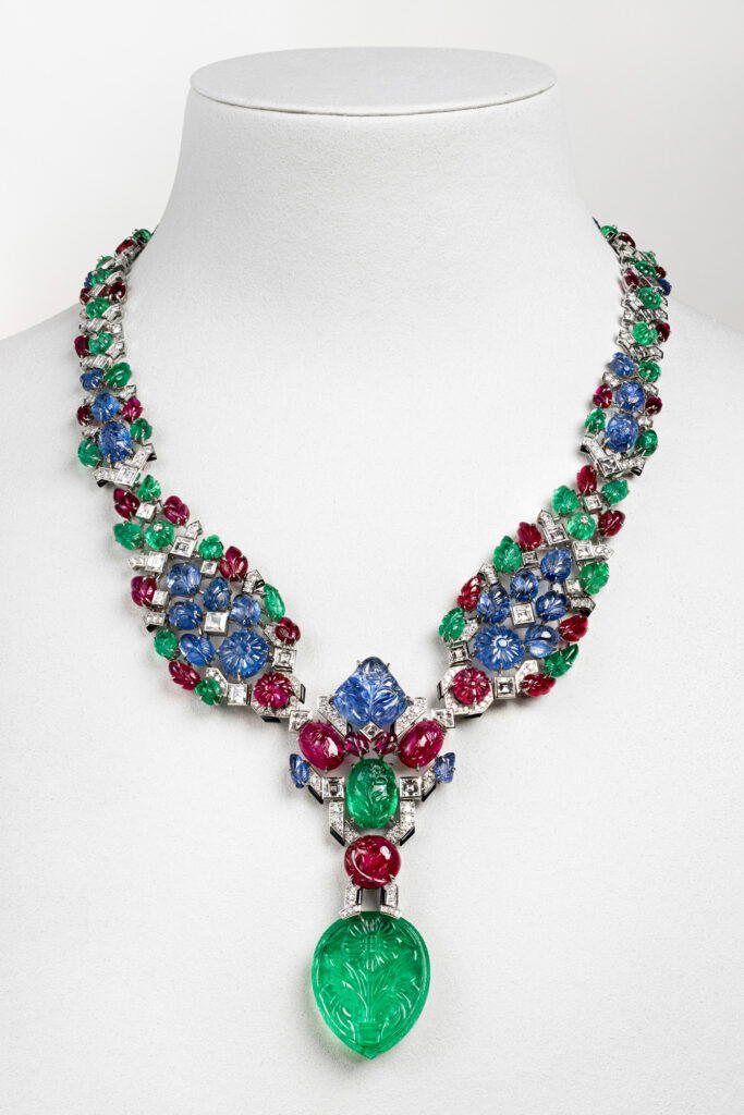 Tutti Sammann transformable necklace in white gold with emeralds, rubies, sapphires, and diamonds