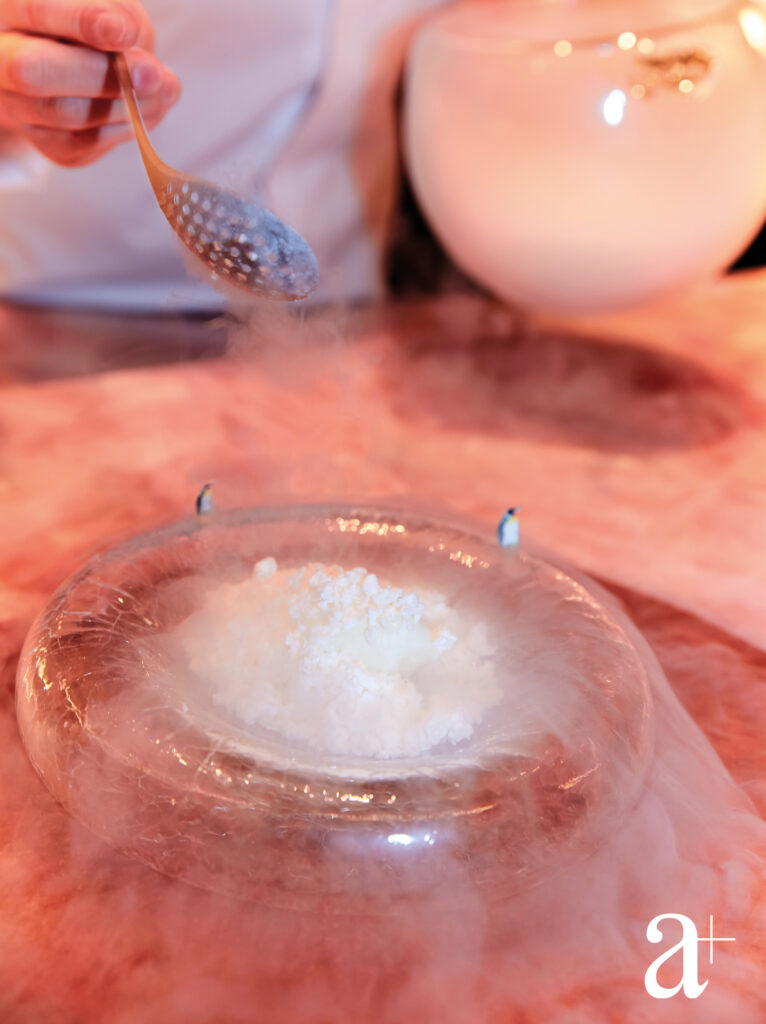 The desserts were presented in four acts