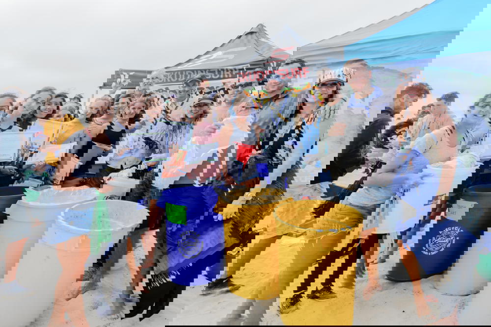 A beach cleanup conducted by the Fabien Cousteau Ocean Learning Center, which strives to&nbsp;empower local communities to champion ocean conservation (Credit: Fabien Cousteau)