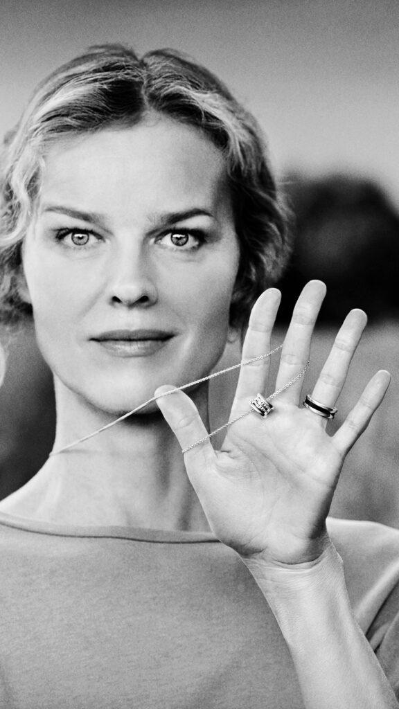Eva Herzigova (Credit: Bulgari)