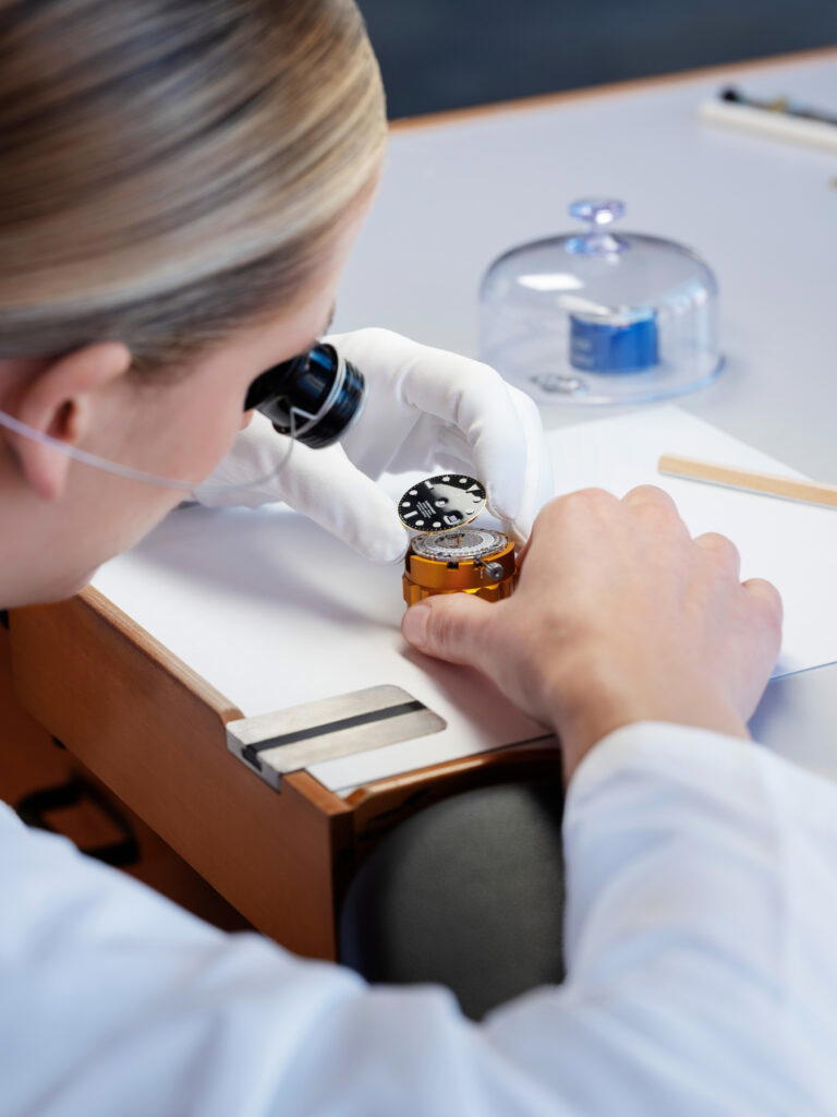 Rolex watches are built to last. Since its beginnings, the brand has always offered a unique, forward-thinking World Service to ensure its products last as long as claimed