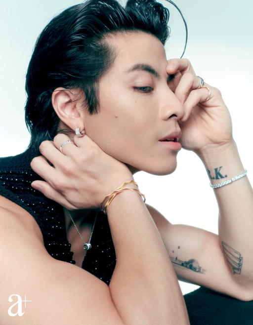 Benjamin Kheng is wearing jewellery from Graff