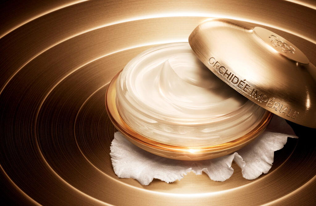 Orchidée Impériale Gold Nobile; The Cream