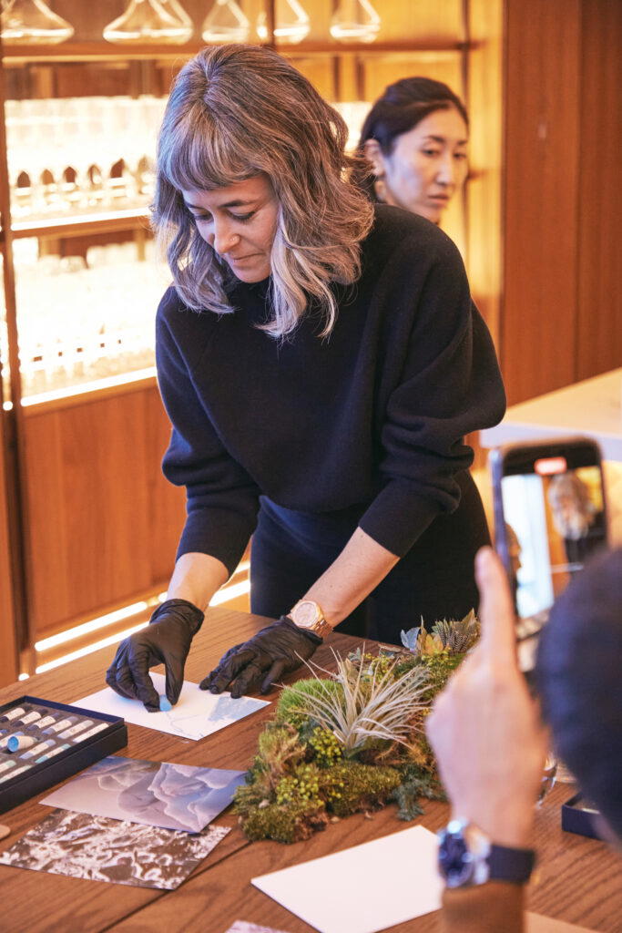 Forman demonstrates the art of pastel drawing