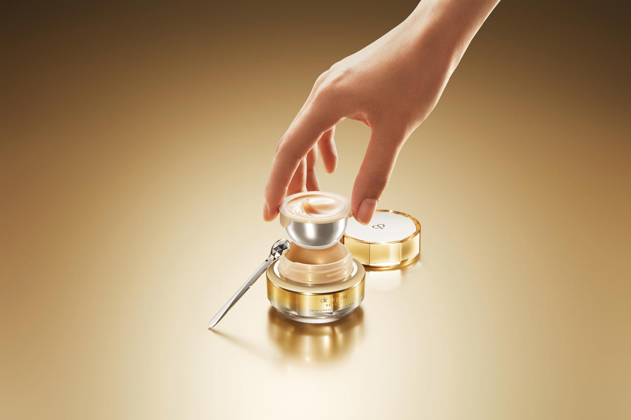 Clé de Peau Beauté Renewed Eye Contour Cream Supreme