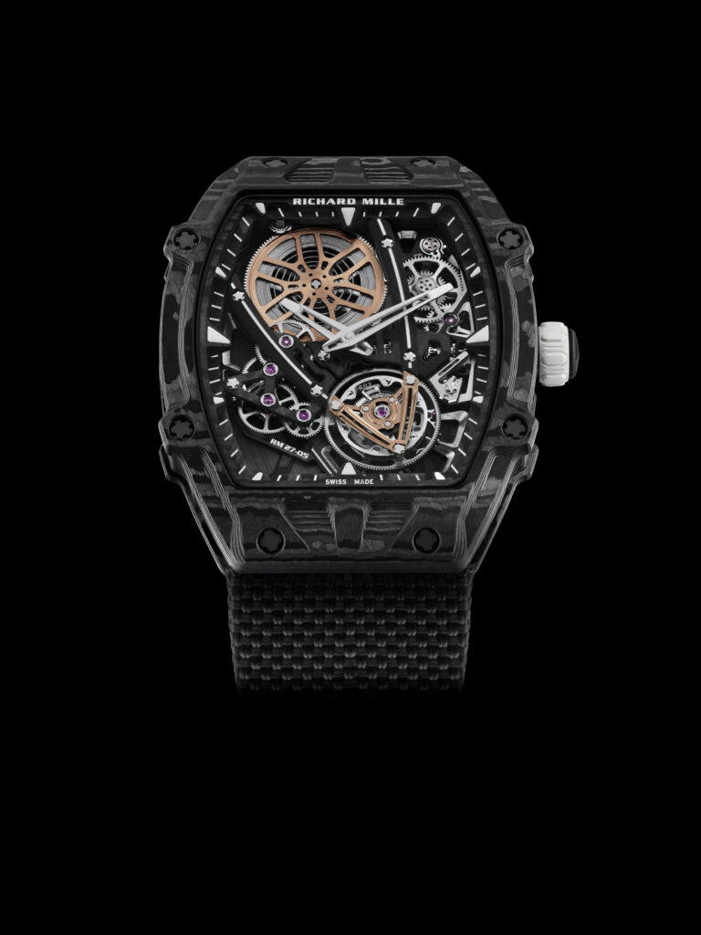 The skeletonised movement incorporates a flying tourbillon that oscillates at a frequency of 3 Hz