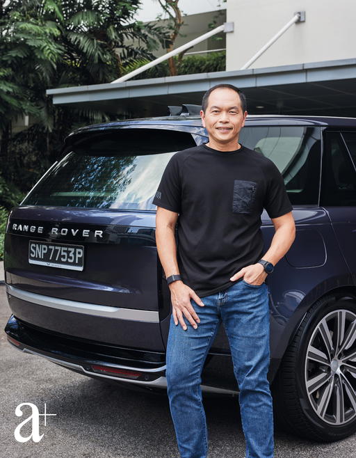 Kenny Eng with the Range Rover SWB 3.0L Phev Autobiography (Credit: Zaphs Zhang. )