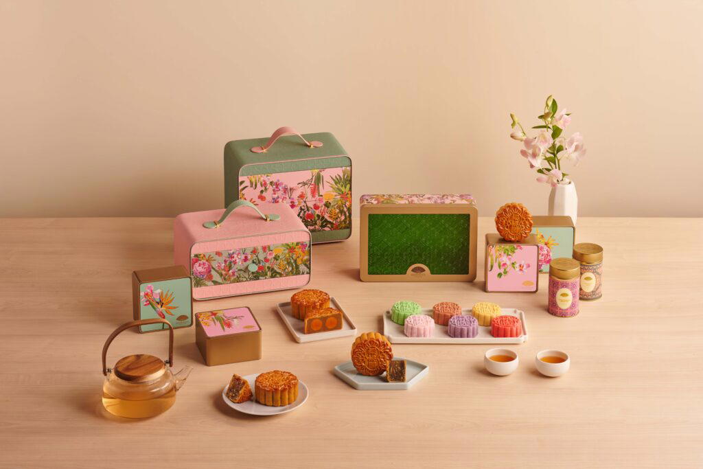 Chestnut with Exceptionally Singapore Tea and Almond baked mooncake from Mandarin Oriental Singapore