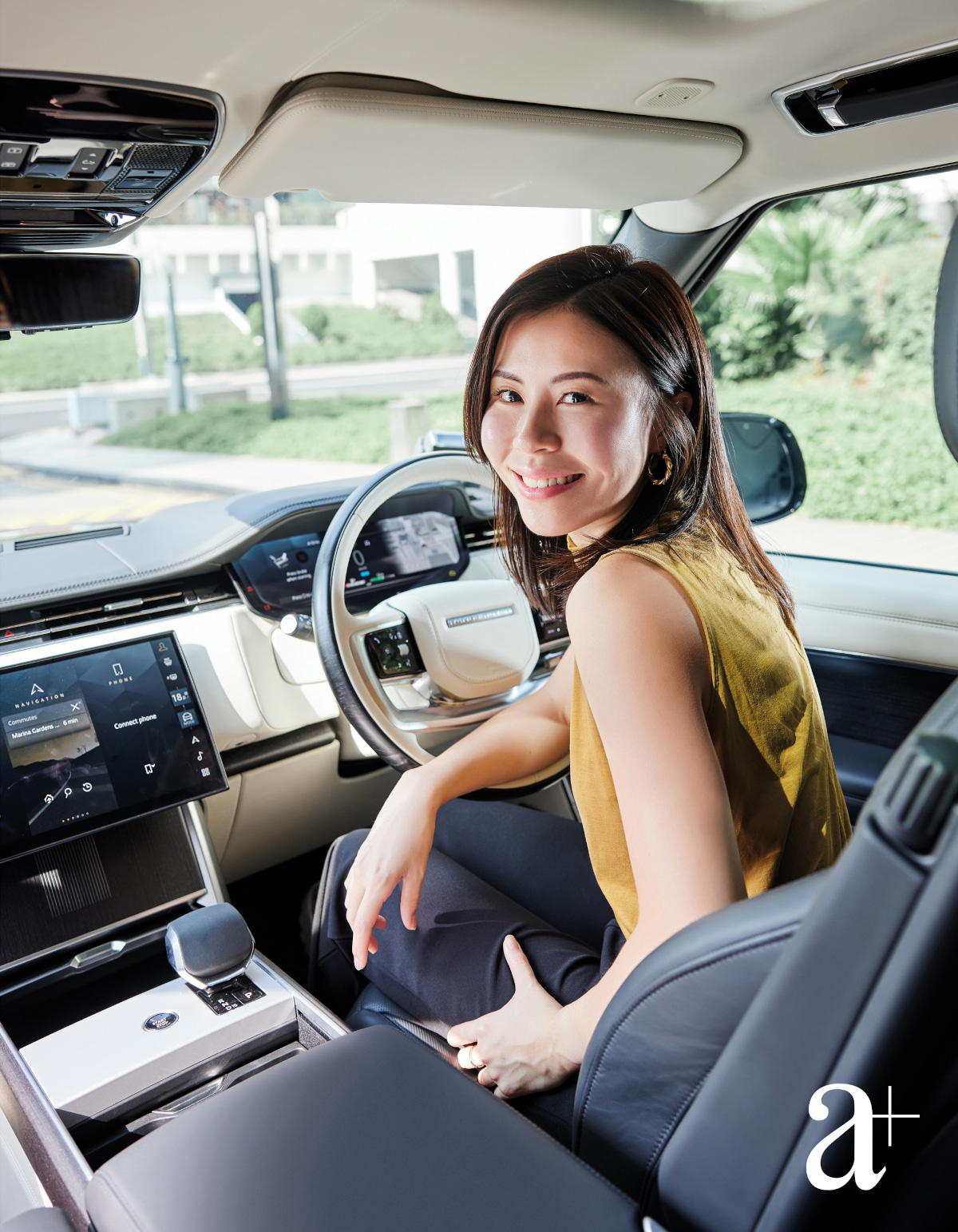 Michelle Chow with the Range Rover SWB 3.0L Phev Autobiography (Credit: Zaphs Zhang. )