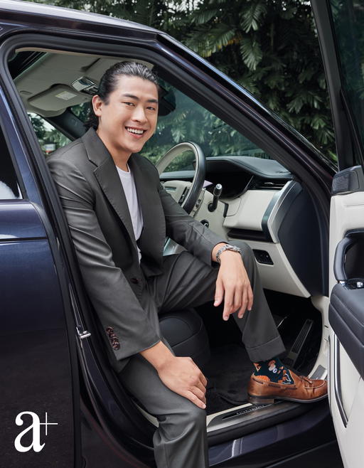 Ryan Ong with the Range Rover SWB 3.0L Phev Autobiography (Credit: Zaphs Zhang. )