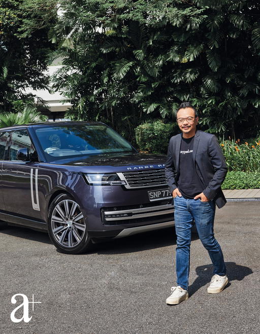 Seah Liang Chiang with the Range Rover SWB 3.0L Phev Autobiography (Credit: Zaphs Zhang. )