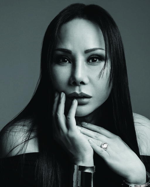 Eva Chow was married to restaurateur Michael Chow from 1992 to 2018