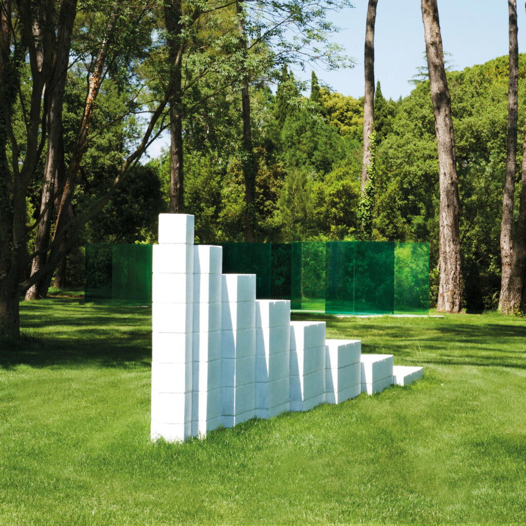 ‘Horizontal Progression’ by Sol LeWitt (1991)