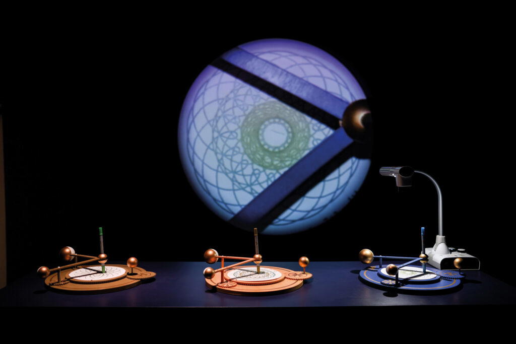 Lanzavecchia + Wai imagined Le Bonsaï as a mechanical bonsai-planétaire