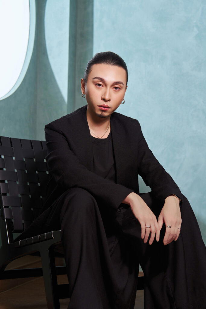 Donald Kng, co-founder of Vetreska, is Singaporean. His partner Nico Li is a Chinese national